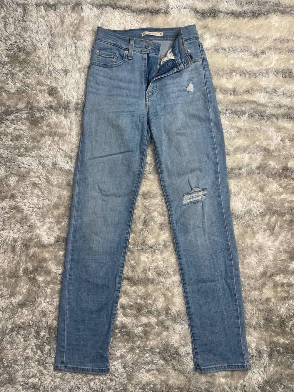 Levi's Light Blue Straight Leg Women's Jeans
